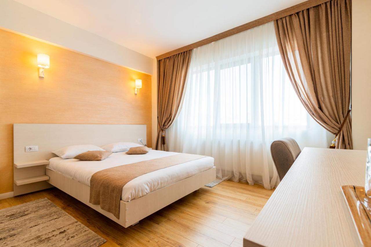 Hotel Bulevard Râmnicu Vâlcea 외부 사진