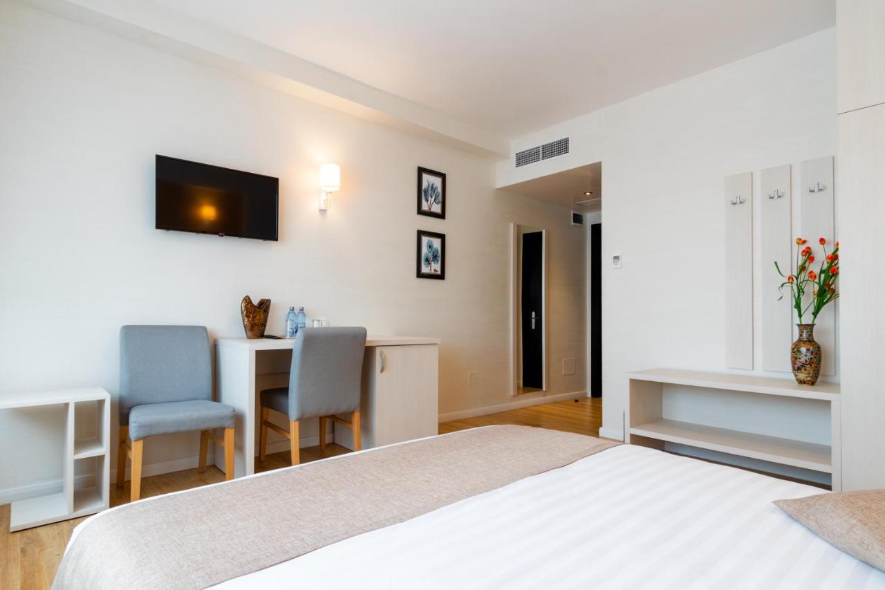 Hotel Bulevard Râmnicu Vâlcea 외부 사진