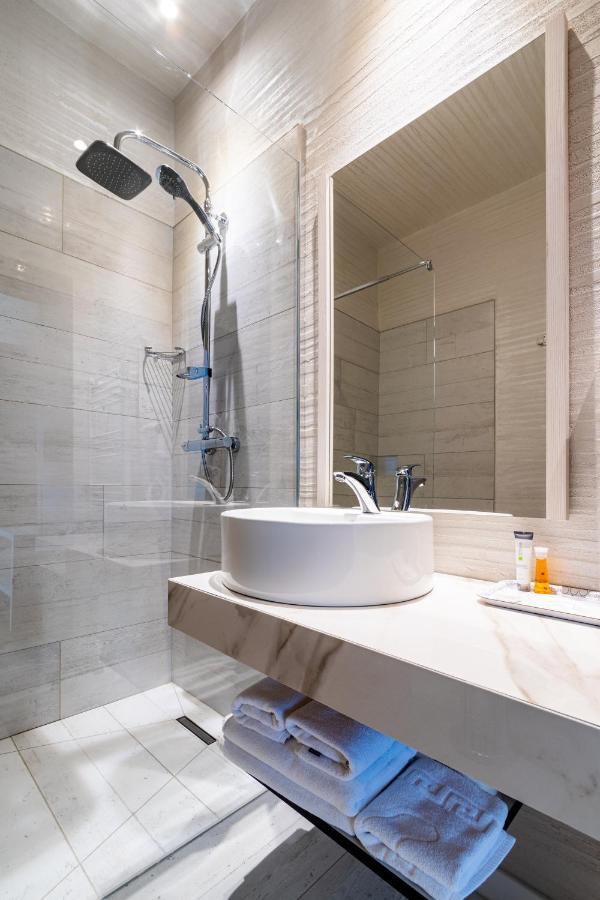 Hotel Bulevard Râmnicu Vâlcea 외부 사진