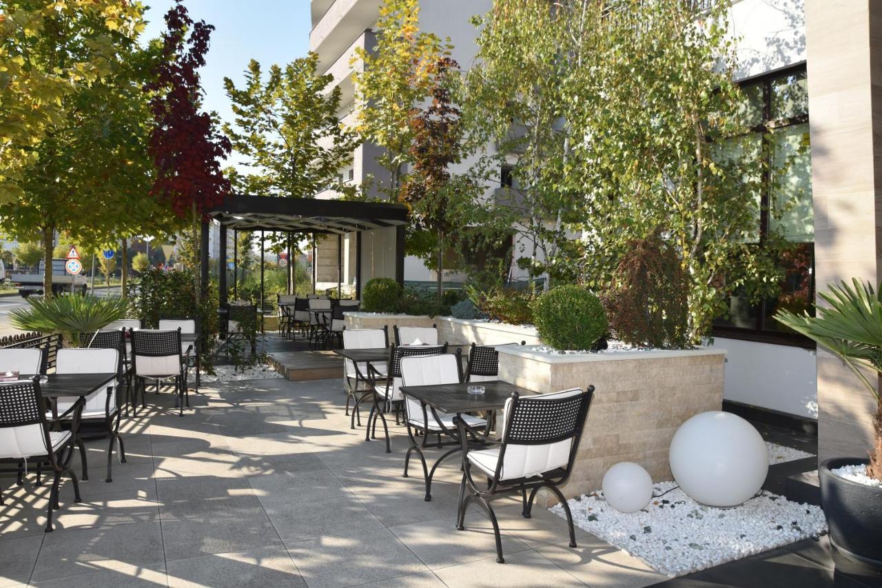 Hotel Bulevard Râmnicu Vâlcea 외부 사진